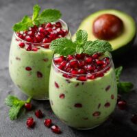 Avocado Granaatappel Munt Smoothie: Probeer deze nu!