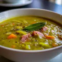 Erwtensoep met Varkensvlees en Groenten: Ontdek het recept!