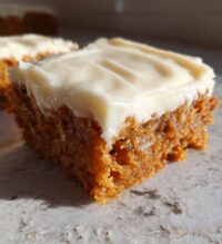 banana bars with cream cheese frosting