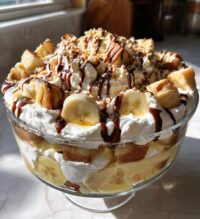 banana split trifle