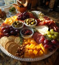 charcuterie thanksgiving board