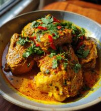 spicy brazilian coconut chicken