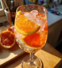 thanksgiving aperol spritz
