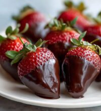 thanksgiving chocolate strawberries